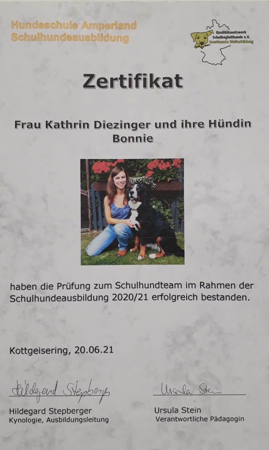 Bonnie Schulhundezertifikat
