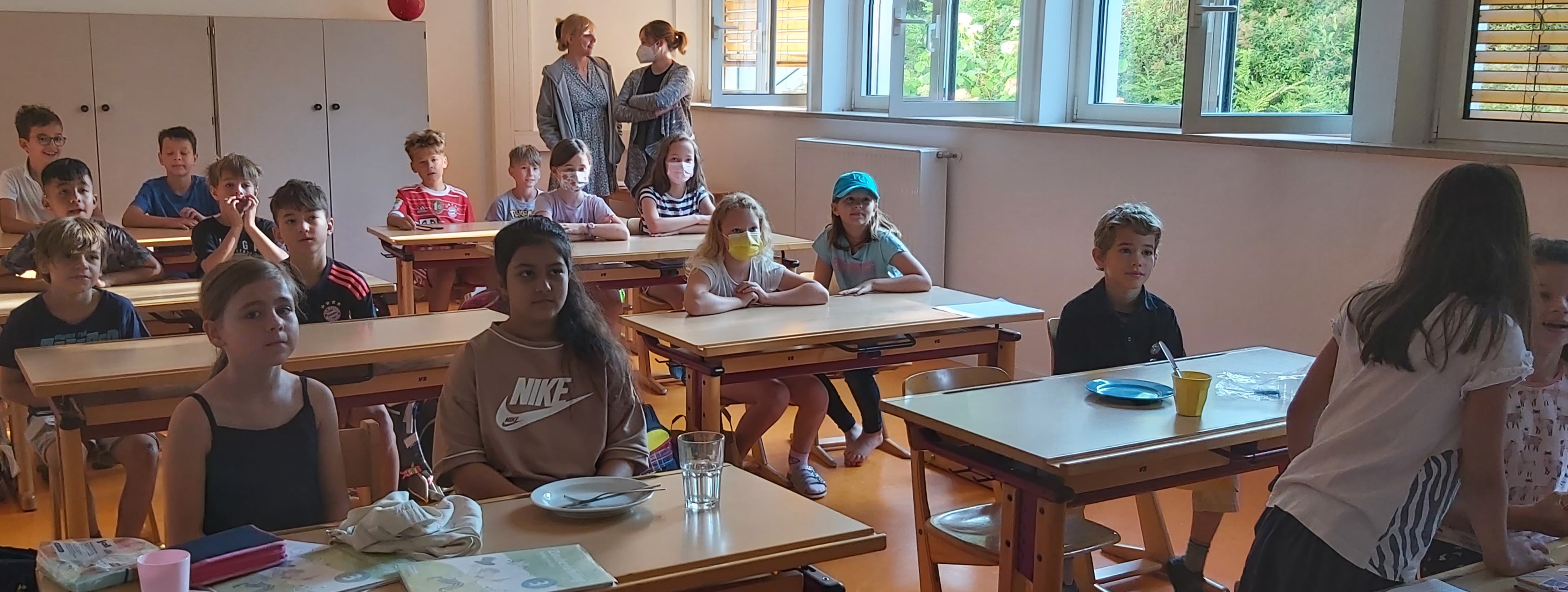 Preisverleihung aufgeregte Kinder 2